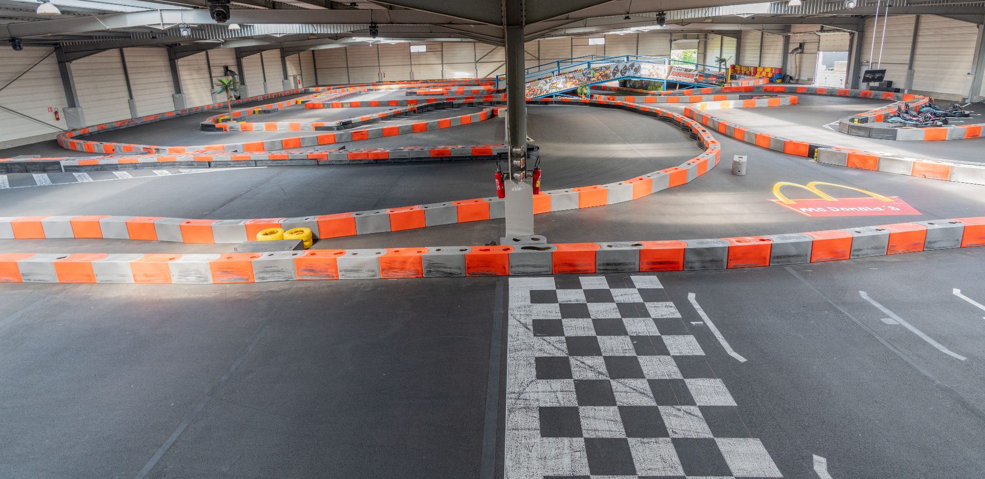 PLANET KARTING